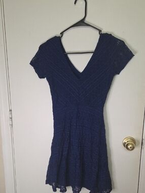 Women's Navy Lace V‑Neck Fit & Flare Dress